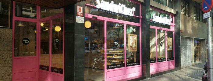 SandwiChez Travessera de Gràcia is one of สถานที่ที่ jordi ถูกใจ.