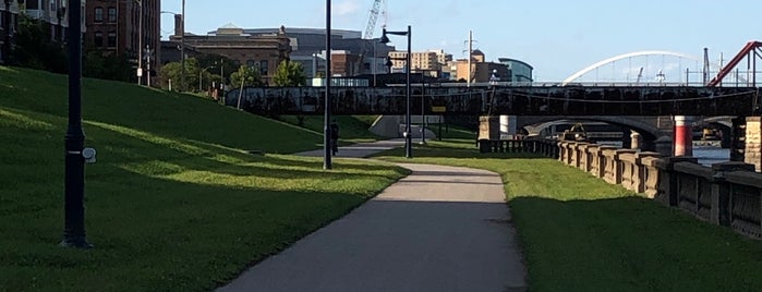 Bike Trail Through Downtown is one of Great places to get moving in Des Moines!.