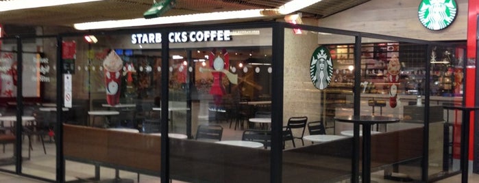 Starbucks is one of Kristina 님이 좋아한 장소.