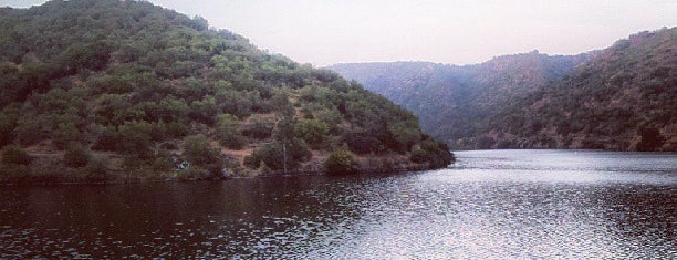 Embalse Del Retotillo is one of ¿Qué visitar en el entorno de Almodóvar del Río?.