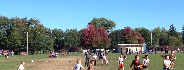 Impett Park is one of John'un Beğendiği Mekanlar.