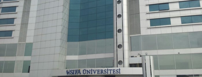 Şifa Üniversitesi is one of Orte, die hakan gefallen.