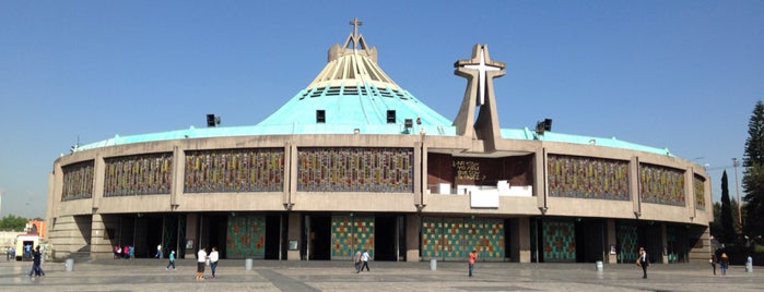 Basílica de Santa María de Guadalupe is one of Tempat yang Disukai Michi.