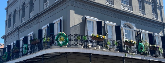 Madame Lalaurie's Mansion at 1140 Royal St is one of Posti che sono piaciuti a breathmint.