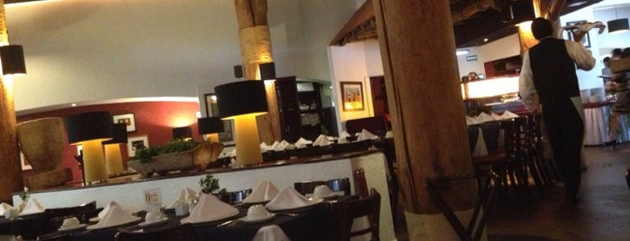 La Taba Restaurante Argentino is one of สถานที่ที่บันทึกไว้ของ Aline.