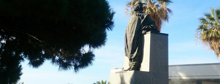 Monumento a Giuseppe Garibaldi is one of san remo.