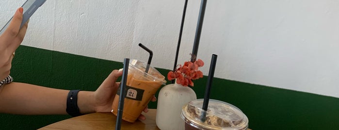 Busaba Café is one of Thai17.