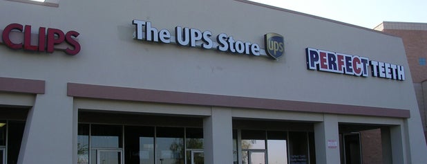 The UPS Store is one of Riann 님이 좋아한 장소.