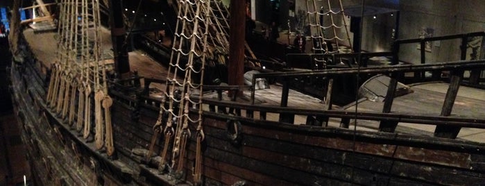 Vasa Museum is one of Orte, die Henrik gefallen.