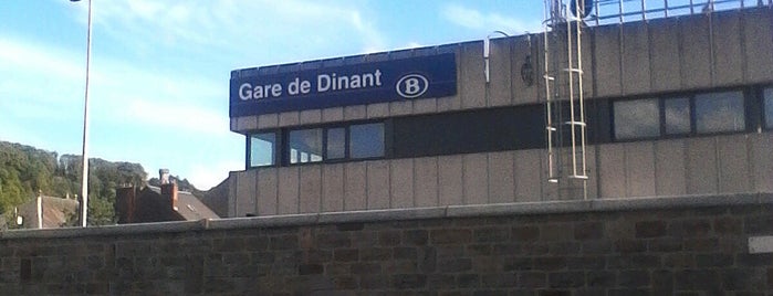 Gare de Dinant is one of B-stations.