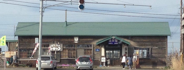 Mokoto Station is one of JR 홋카이도역 (JR 北海道地方の駅).
