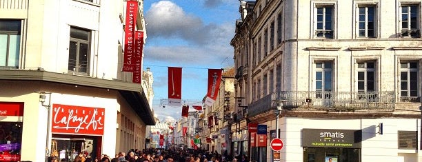 Rue Hergé is one of Lugares preferidos em Angouleme, França.