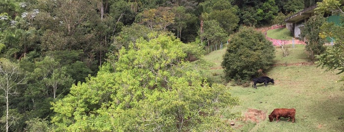 EcoPark Hotel is one of Orte, die Roberto gefallen.