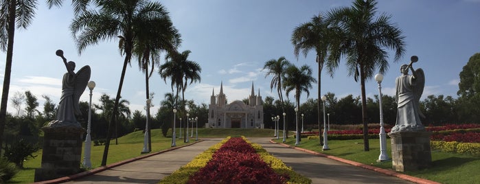 Capelinha is one of Tempat yang Disukai Eduardo.