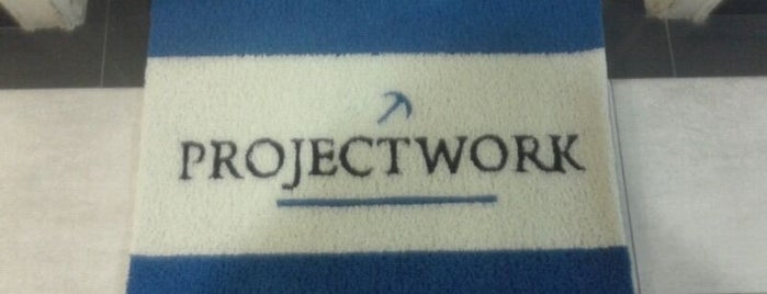 Projectwork Informatica is one of Empresas 02.