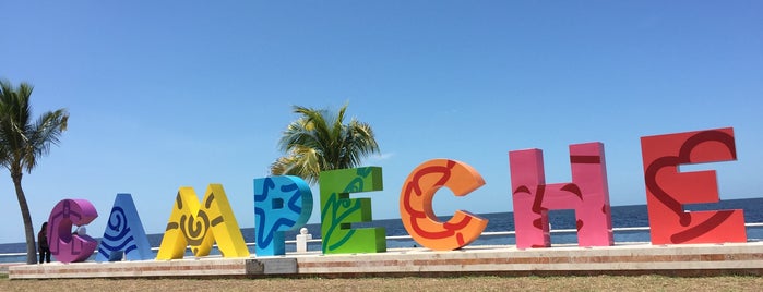 Malecón is one of Marco Aurelio : понравившиеся места.
