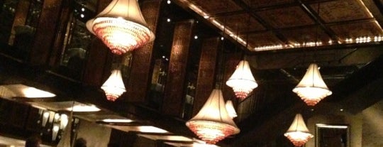 LAVO Italian Restaurant & Nightclub is one of Help! I'm in Vegas.