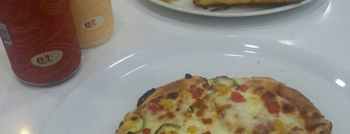 Snoppy Pizza is one of Can : понравившиеся места.