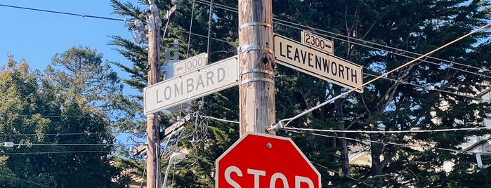 Lombard Street is one of Honeymoon.