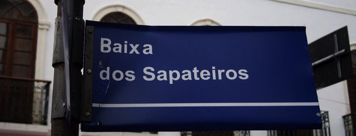 Baixa dos Sapateiros is one of MELHORES LUGARES.