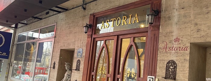 Queen Astoria is one of Tempat yang Disukai James Alistair.