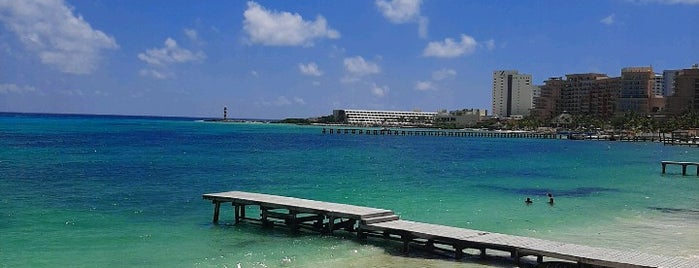 Playa/Beach is one of Locais curtidos por Omar.