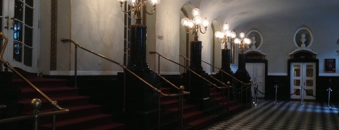 Stage Theater des Westens is one of Top Locations.