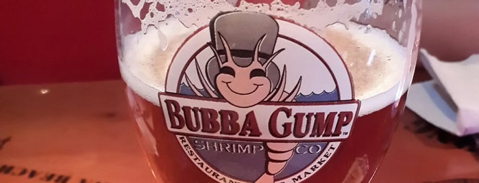 Bubba Gump Shrimp Co. is one of สถานที่ที่ Yelda ถูกใจ.
