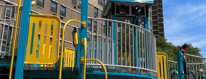 Pearl Street Playground is one of The 15 Best Fun Activities in the Financial District, New York.