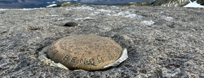 Algonquin Peak is one of Parcs et sentiers.