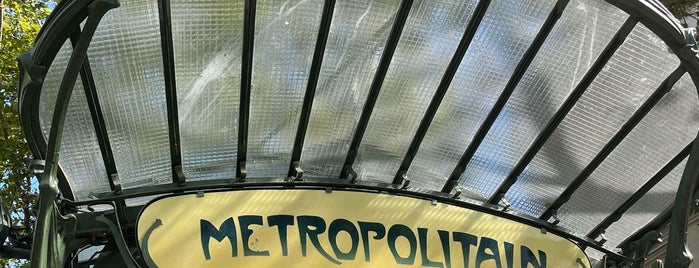Métro Abbesses [12] is one of Metro.