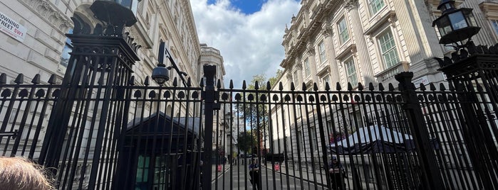 Downing Street is one of London.