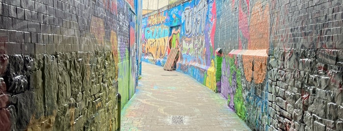 Werregarenstraat (Graffitisteegje) is one of Bruselas.