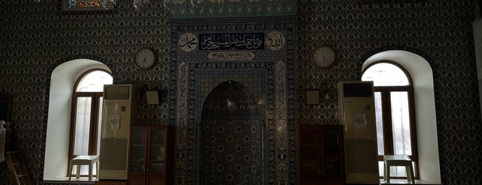 Mesih Mehmed Paşa Camii is one of Fatih Bölgesi Camileri.