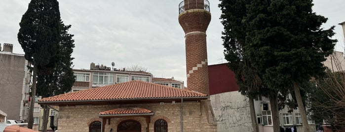 Muhtesip İskender Camii is one of Tarih2.