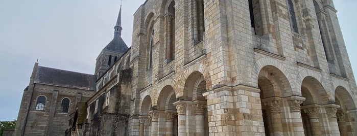 Abbaye de Fleury is one of Loire.