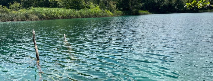 Grandinsko Jezero is one of hırvatistan.