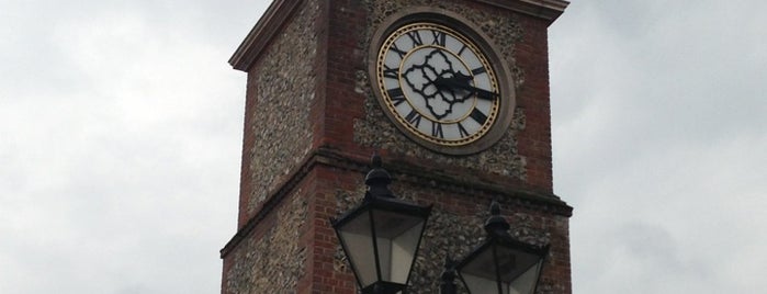 Chesham Town Hall is one of Carlさんのお気に入りスポット.