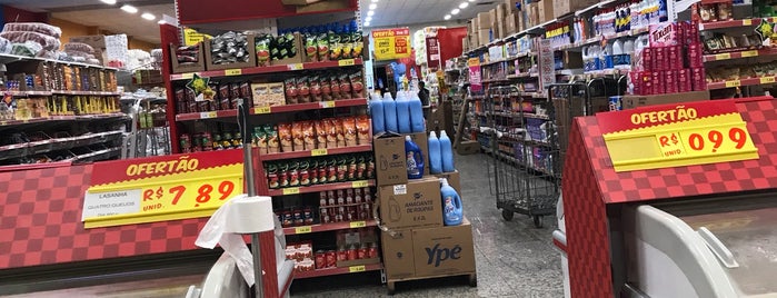 Dia % Supermercados is one of Tati'nin Beğendiği Mekanlar.