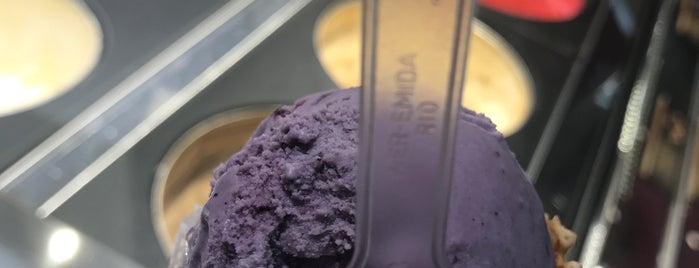 Häagen-Dazs is one of Ice Cream, Gelato & Frozen Yogurt.