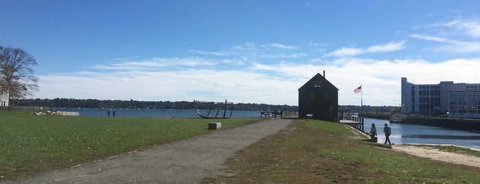Salem Maritime National Site is one of Tempat yang Disukai Jennifer.