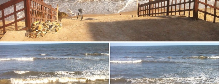 Nameless Beach, Labadi is one of สถานที่ที่ Katya ถูกใจ.