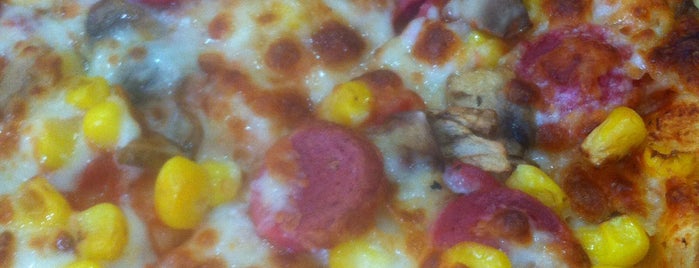 Little Caesars Pizza is one of Yemekkkk.