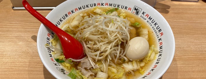 Kamukura is one of ラーメン大好き小泉さん 作中登場店舗.