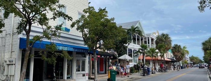 Duval & Caroline Street is one of Key west Miami.