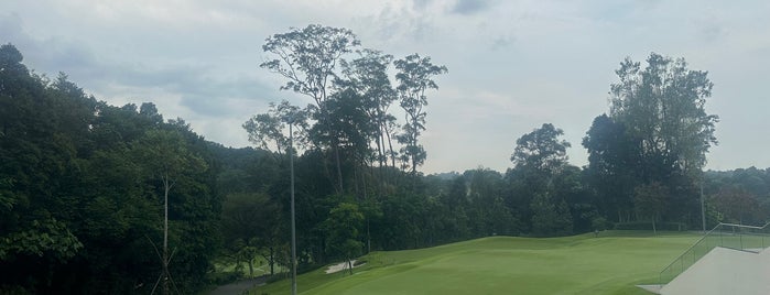 Singapore Island Country Club is one of Golf courses list.