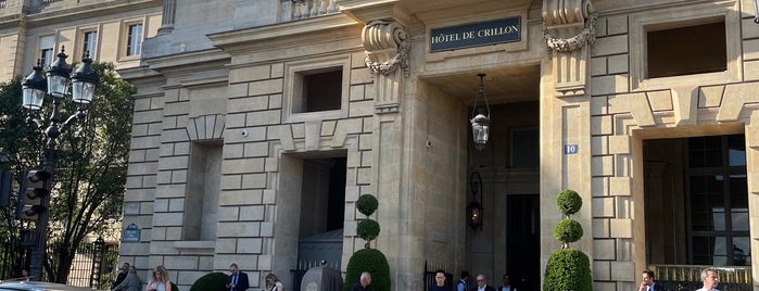 Hôtel de Crillon is one of Paris.