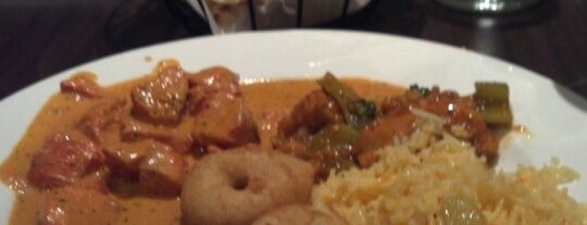 Aanchal Indian Restaurant is one of Lieux qui ont plu à Lina.