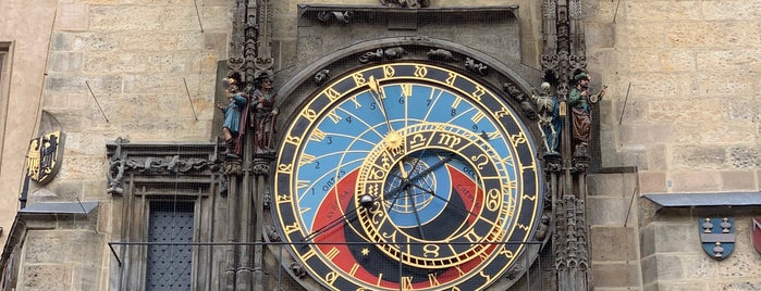 Reloj Astronómico de Praga is one of Lugares favoritos de Master.