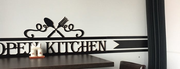 Open Kitchen is one of Orte, die Master gefallen.